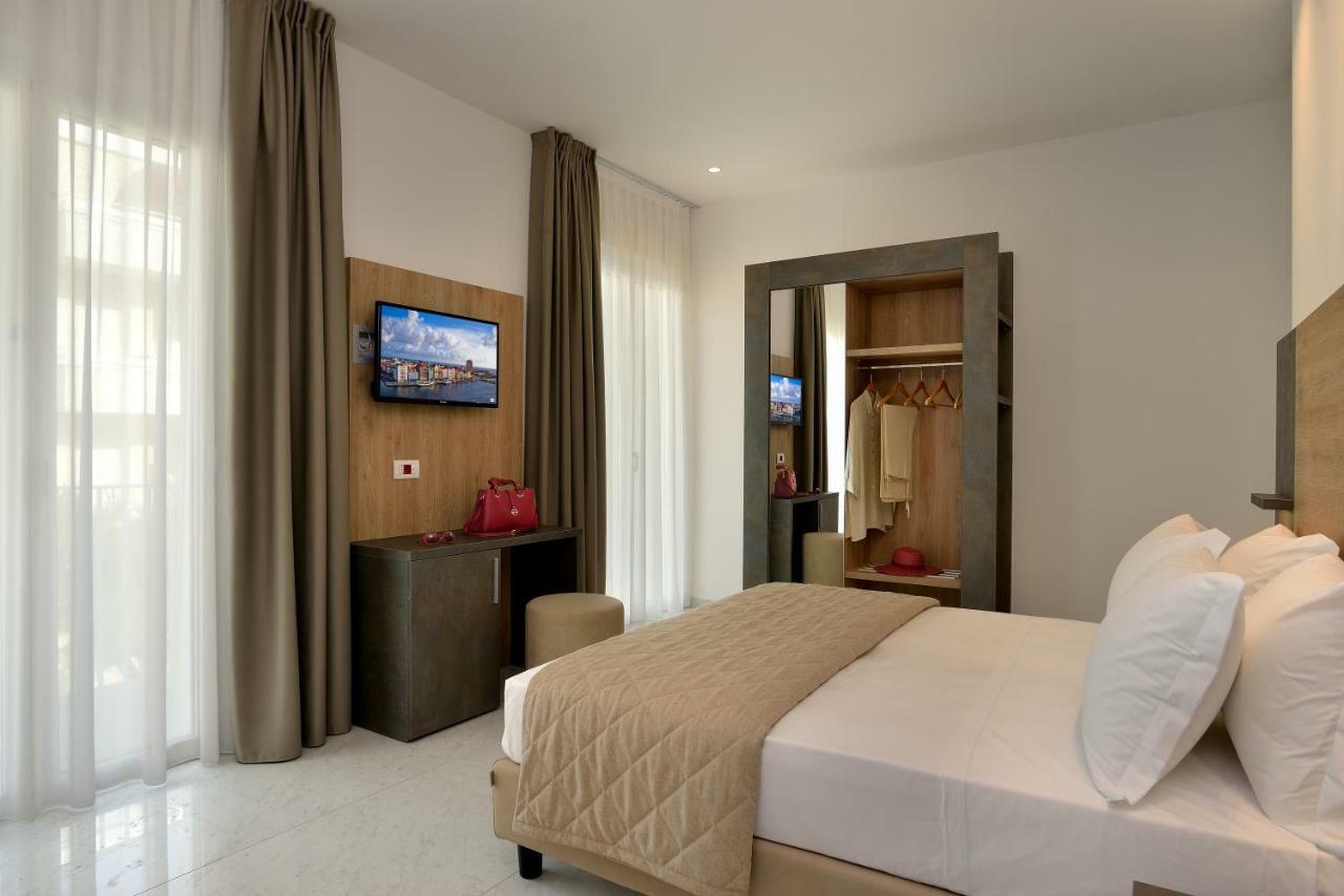 Hotel Ducale Rimini Esterno foto
